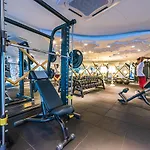Luxury Duplex Condo Retreat-Corner V 2 Parking, Kl By Verano